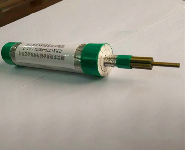 光纤集束型碳纤维复合芯导线